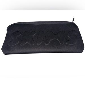 Skims Neoprene Zip Pouch Like New Black Onyx 13”x5”x3” Retail $68